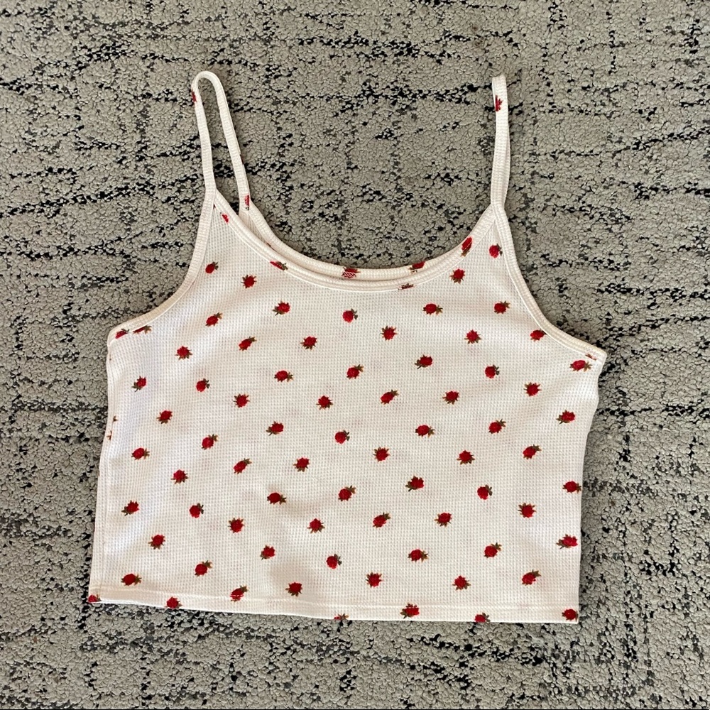 Women’s white with roses American Eagle tank top